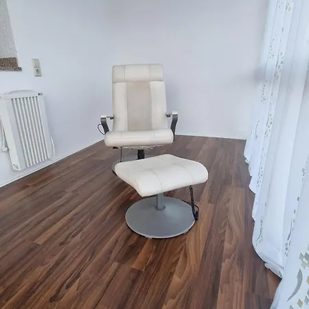 公寓 Wohnen Auf Zeit - Perfekt Fuer Grenzgaenger, Wochenend-heimkehrer Und Berufsreisende *